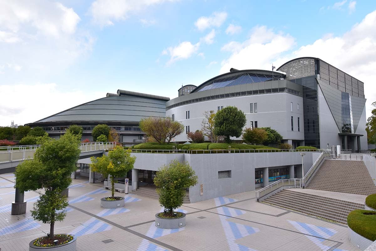 広島グリーンアリーナ（広島県立総合体育館）の写真